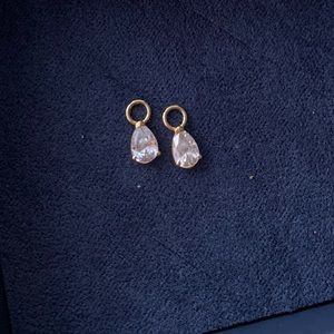 9K yellow gold earring charms.